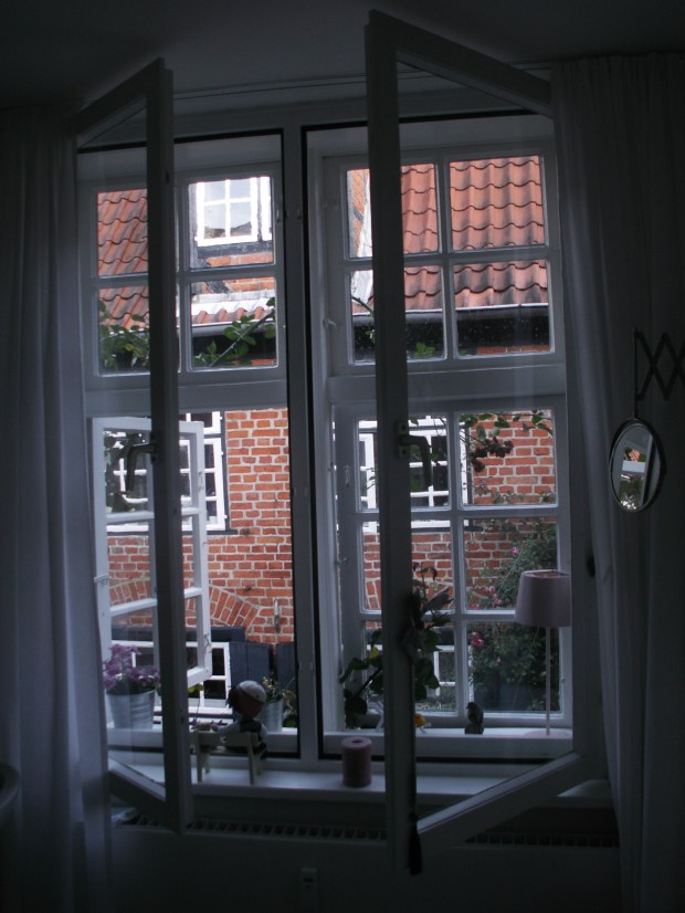 KONICA MINOLTA DIGITAL CAMERA